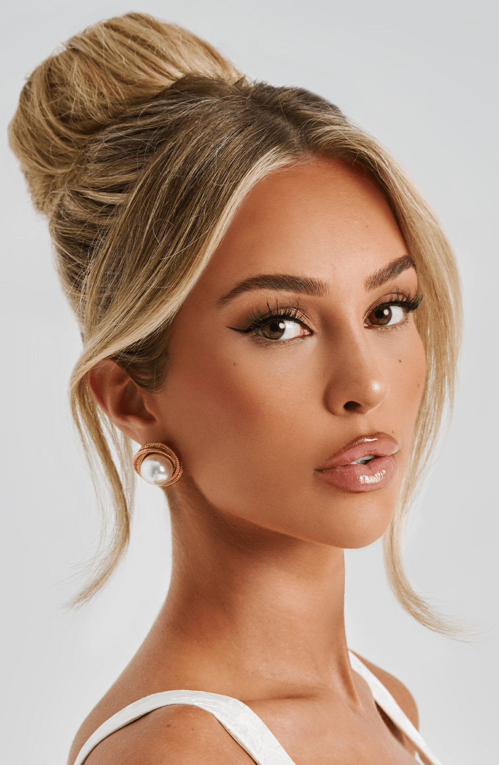 Pearl Studs